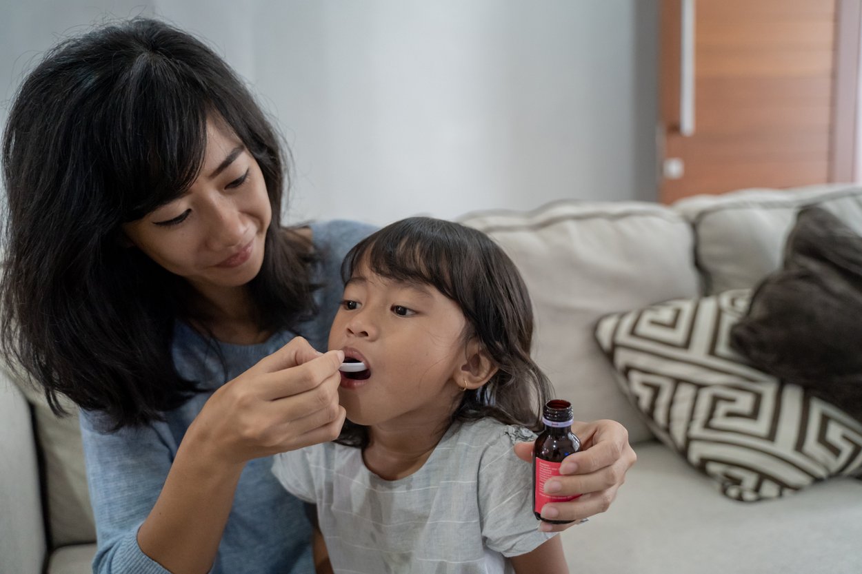 How to Help Children Take Liquid Medicine