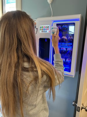 Pharmacy technician uses FLAVORx Auto